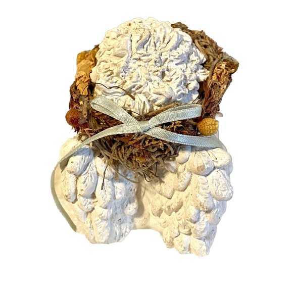 Vintage 1994 Dreamsicles Figurine Sitting Cherub With Birthday Cake 4 Inch - Picture 4 of 7